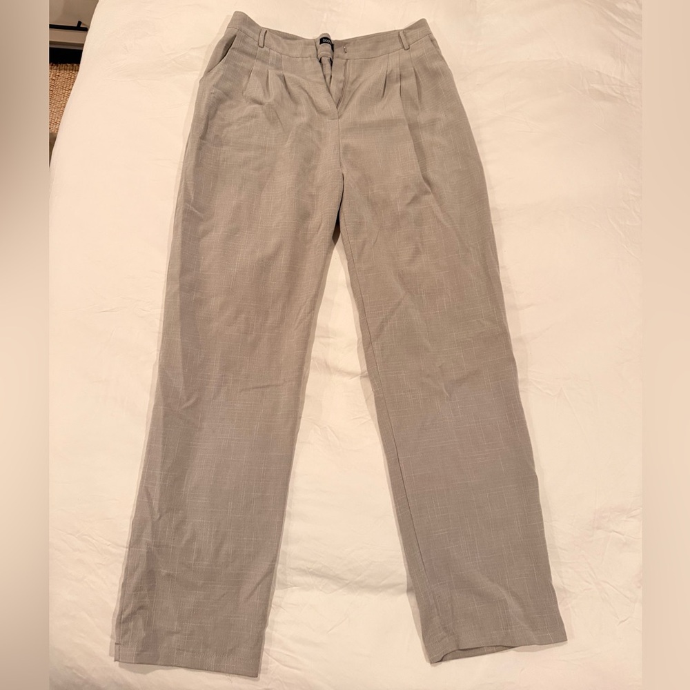 Boohoo Light Gray Women’s Trousers